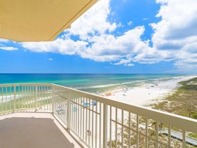 Gorgeous 6th Floor 3BR 3BA