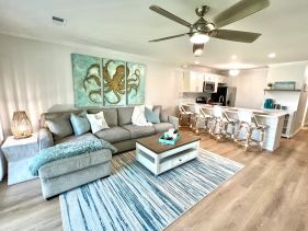Lakefront Luxury Villa at Seascape Resort