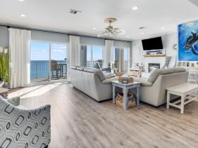 Beach House 702A - Penthouse, Free chairs!