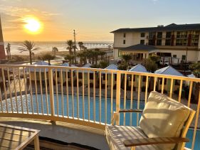 CALYPSO 3-305 DOLPHIN'S FREE BEACHSETUPS!