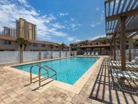 Only Steps to Navarre BEACH & Heated POOL