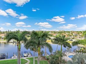 Condo overlooking Clam Bay with pool and beach access