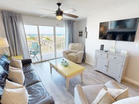 Gulf Dunes 102