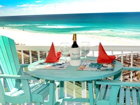 Holiday Surf and Racquet Unit 504
