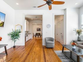 Stunning 3BR on Carondelet by Hosteeva LLC
