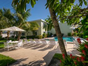 Palm Cay 4