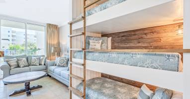 Triple Bunks?! Yes, for the children only please! (4 adult max in the condo) 