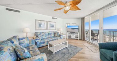 Panoramic Living room views