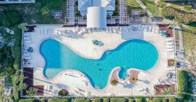 Family Pool with a shallow end for the littles