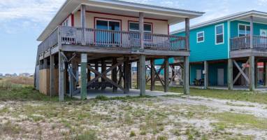 welcome to Maw-Maw's Beach House
