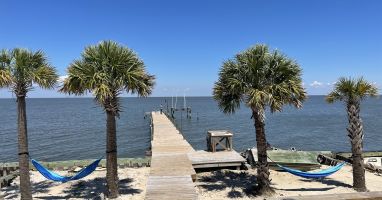 come enjoy sitting by the bay