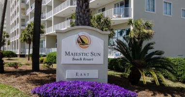 Welcome to Tropical Breezes at Majestic Sun!