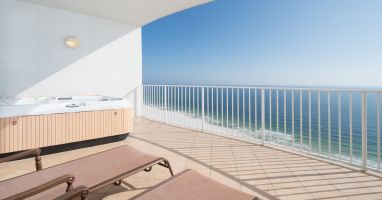 Welcome to Paradise!  Private hot tub on your own balcony? YES PLEASE!!