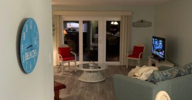 hall to dining &amp; living room