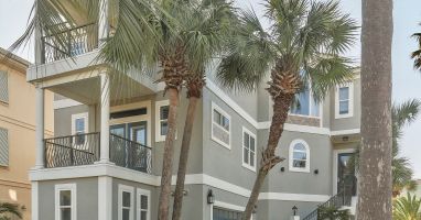 Villa Emeraude, 100 Sandprint Circle in Dunes of Destin, gulf views from decks