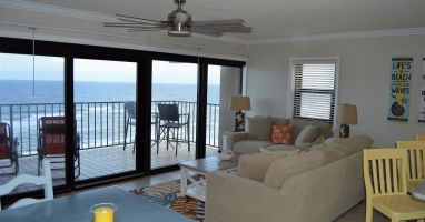 Spacious family room and huge gulf front balcony with spectacular views