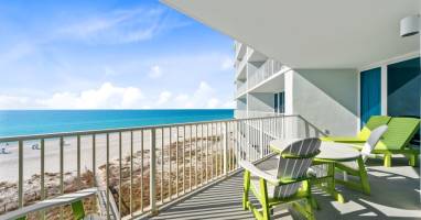 5 Lighthouse 515 Balcony