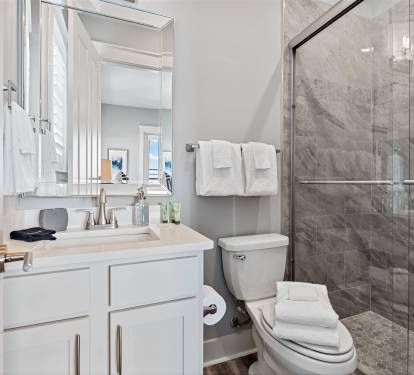 Main Floor King en Suite