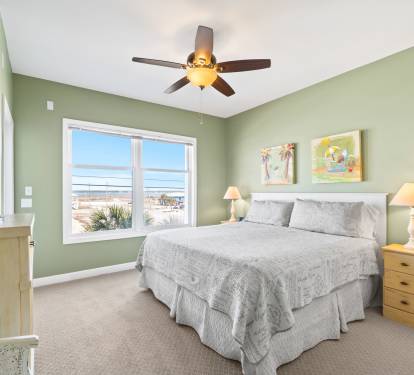 Guest Bedroom 1 (King)