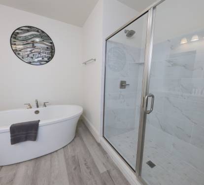 Master Ensuite Bath
