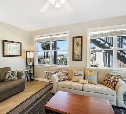 In-law living room - westerly gulf view!