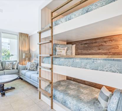 Triple Bunks?! Yes, for the children only please! (4 adult max in the condo) 