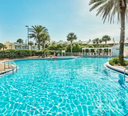 Beautiful Lagoon Style Pool