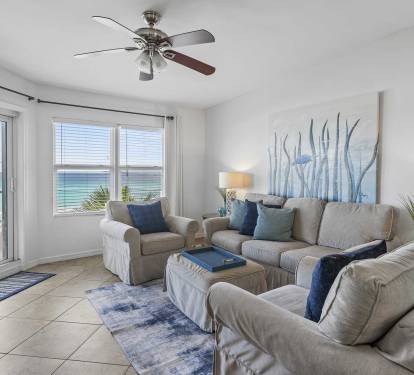 enjoy a relaxing condo stay at Maravilla