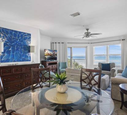top floor building two rental at maravilla in destin