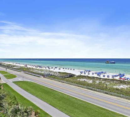 pet friendly beach retreat destin 407