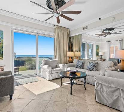 Living room Beach Retreat 101