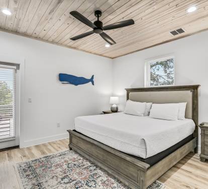 King Suite # 4 (second floor)
