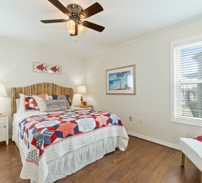 Guest Bedroom 1 (Queen)