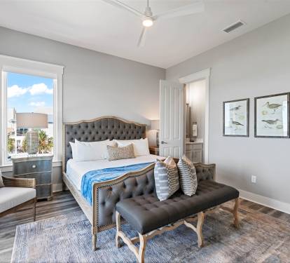 Top Floor King Bedroom