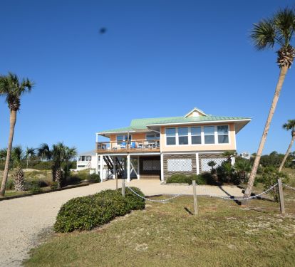Long driveway - for cars, golf carts and your boat