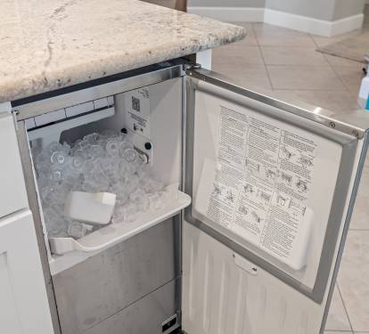 We Got ICE!  50lbs!!