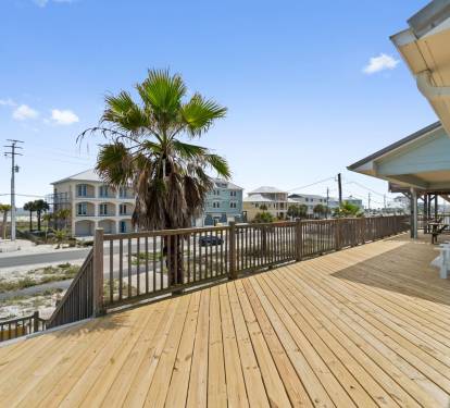 Spacious Deck