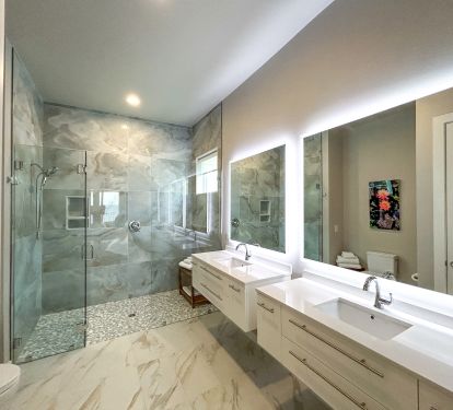 King Bathroom 1 with walk-in Shower
