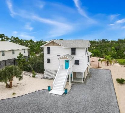 FLIP-FLOPS Exterior 1