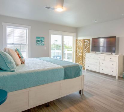 2nd Floor King Bedroom