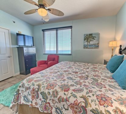 Ocean view or watch tv? Hard to decide. lol
