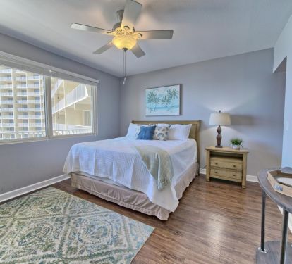 King size master with killer ocean views! Tastefully decorated. 