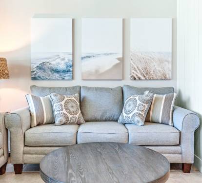 Unwind your stresses with plenty of lounge space for you and the family! 
