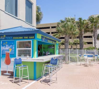 Tiki bar beside the east beachfront pool