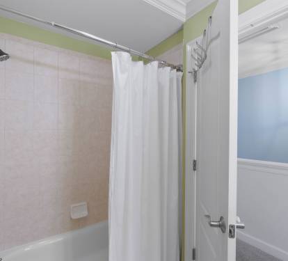 Upstairs Guest Bathroom