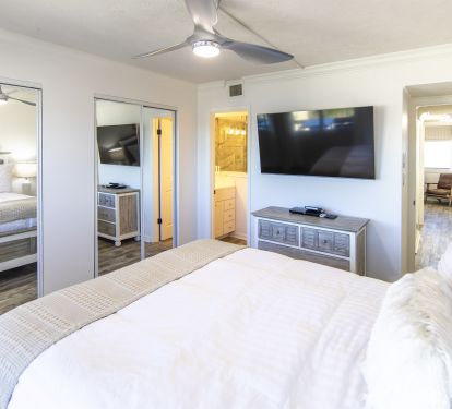 Secondary Master with Views of Lake Powell and the Gulf