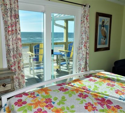 2nd bedroom with King bed  