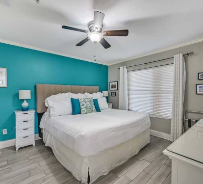 Second King Bedroom - Perfect for couples or
multi-gen families, with a calming palette and plush
bedding for a restful night.
