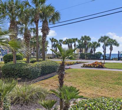 Ground-Floor Walkout - No stairs, no elevators-just quick and easy beach access!
