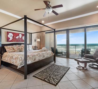 3rd Floor Master Bedroom (King)